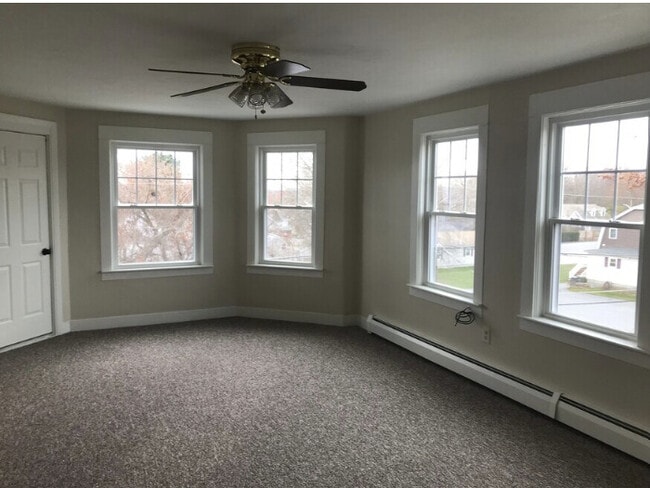 Photo - 5 Greystone Ave