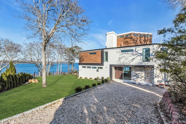 Photo - 10 Bay View Dr