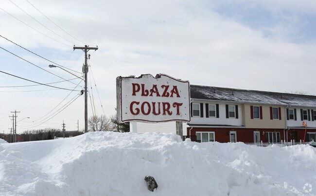 Photo - Plaza Court