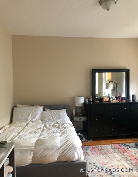 Photo - 1189 Commonwealth Ave Unidad 6