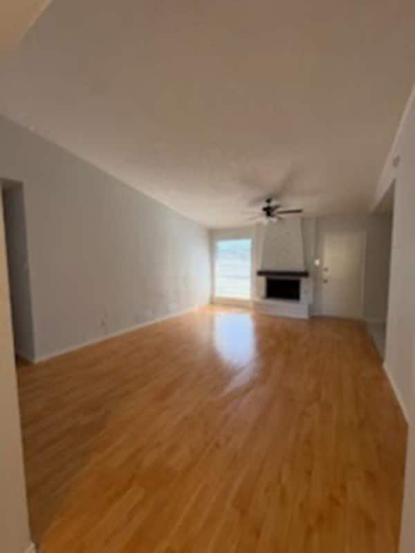 Photo - 5922 Lakedale St