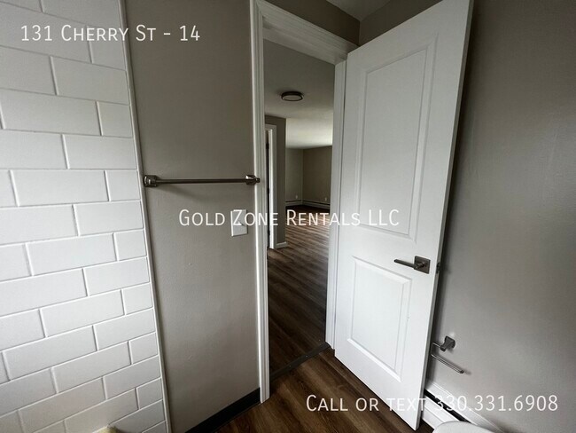 Photo - 131 Cherry St Unidad 14
