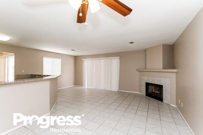 Photo - 131 Monteen Dr
