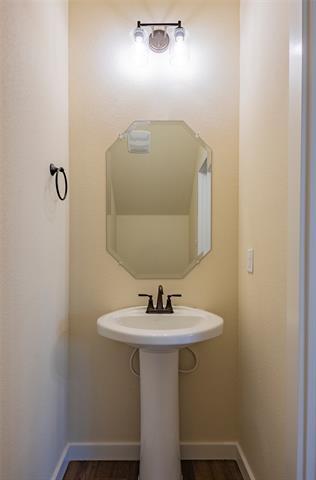 Photo - 645 Wheatfield Dr