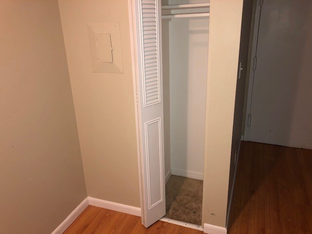 645 sqft Dining Area Closet