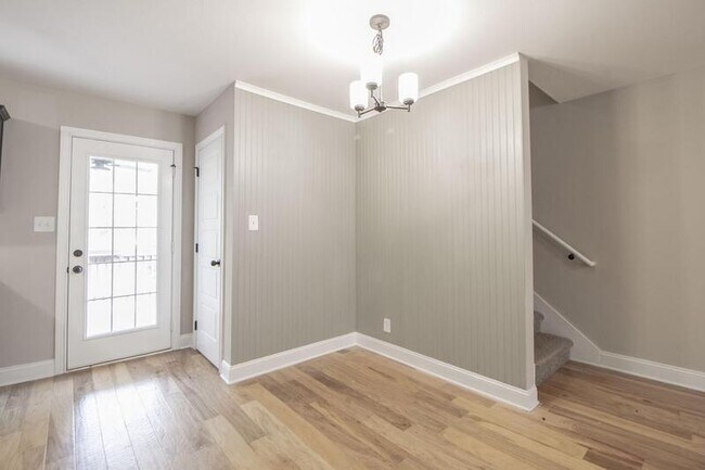 Photo - 2994 Gibbs Ln