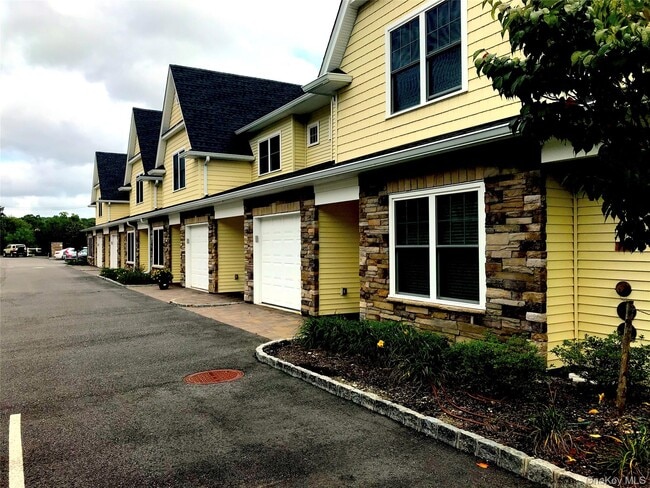 Photo - 24 Creek Rd Unit # 205