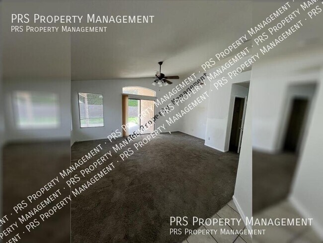 Photo - 905 W Straford Ave