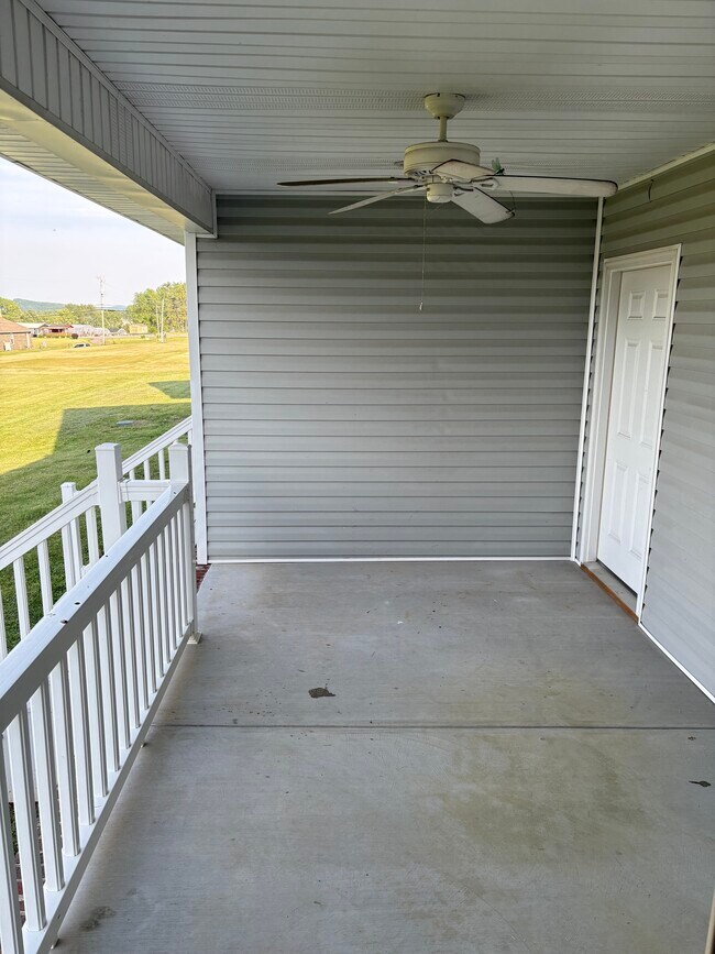 Photo - 1548 Thurman Rd