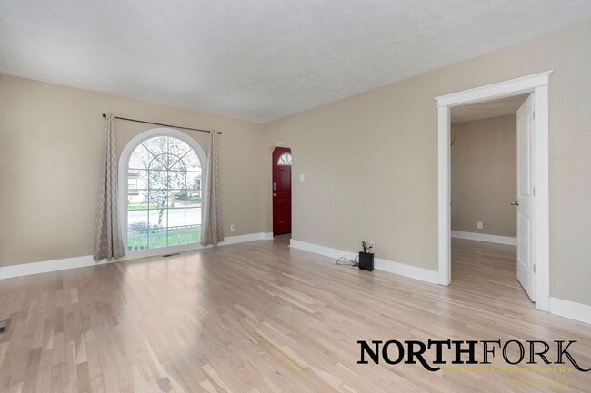 Photo - Cute North End Bungalow
