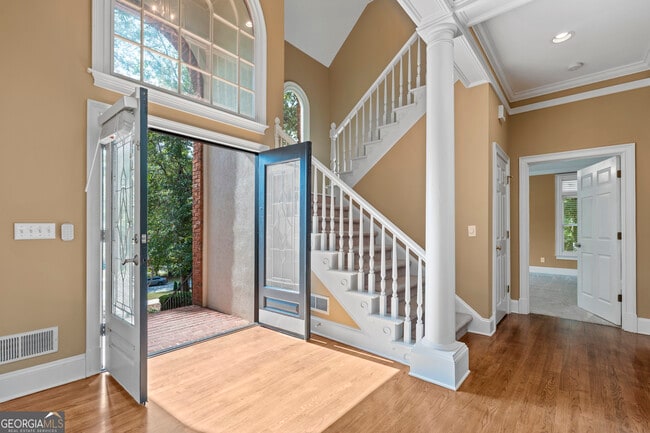 Photo - 235 Smokerise Trce