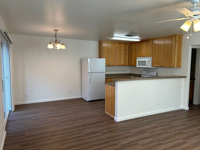 Photo - 582 Morgan Dr Unidad 1