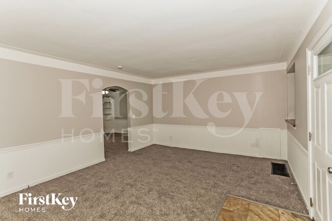 Photo - 1017 W North Bend Rd