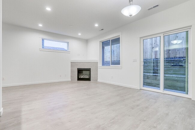 Photo - Modern Living in the Heart of Ridgefield: Quartz Finishes & Open-Concept Charm