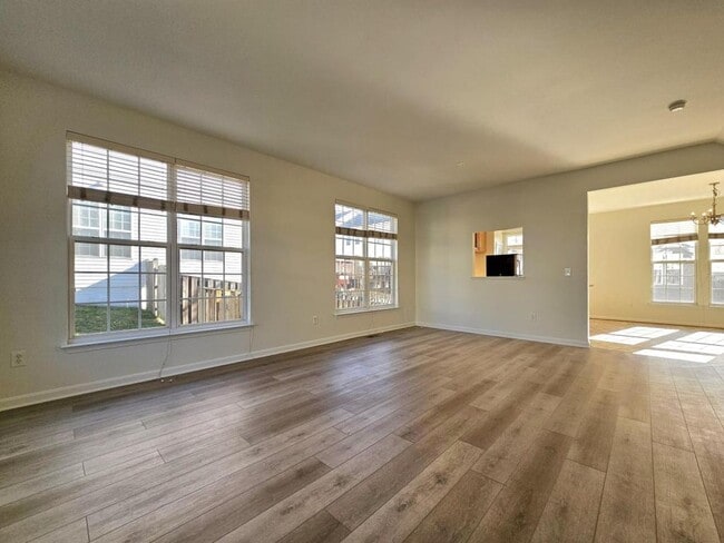 Photo - 15334 Elizabeth Burbage Loop