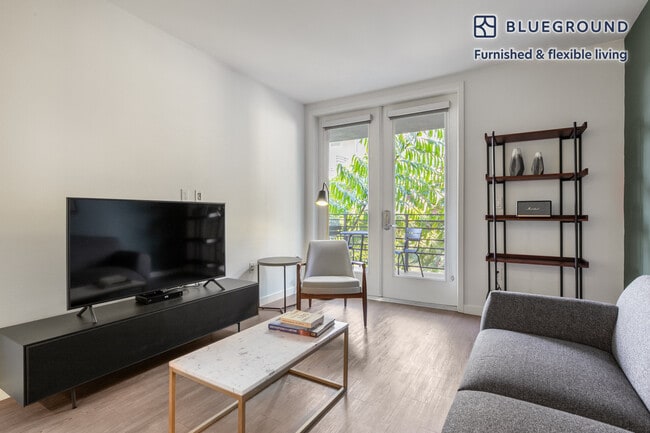 Photo - 375 N La Cienega Blvd Unit FL3-ID224