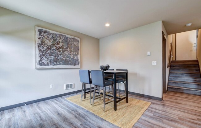 Photo - 14920 Manor Way