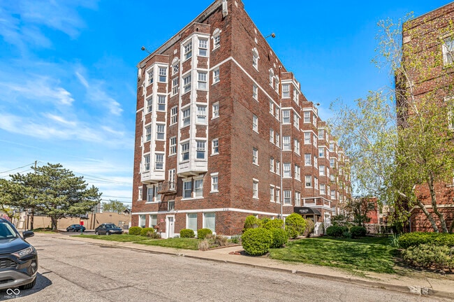 Photo - 230 E 9th St Unit 302