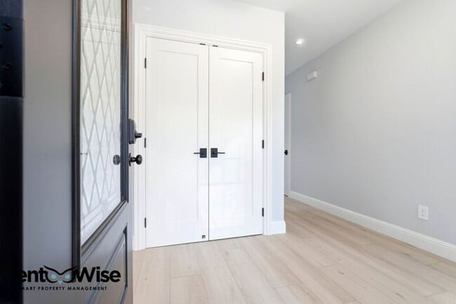 Photo - 1401 39th Ave
