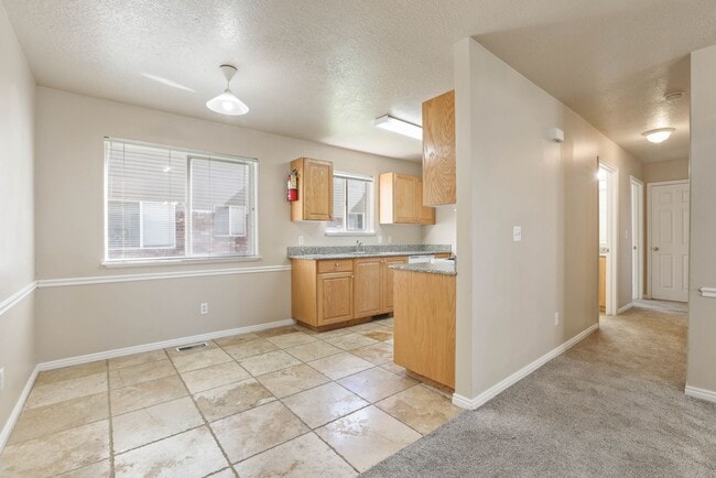 Photo - Darling 2 Bed 1 Bath Condo in Rexburg - with Optix internet included! Unit 104
