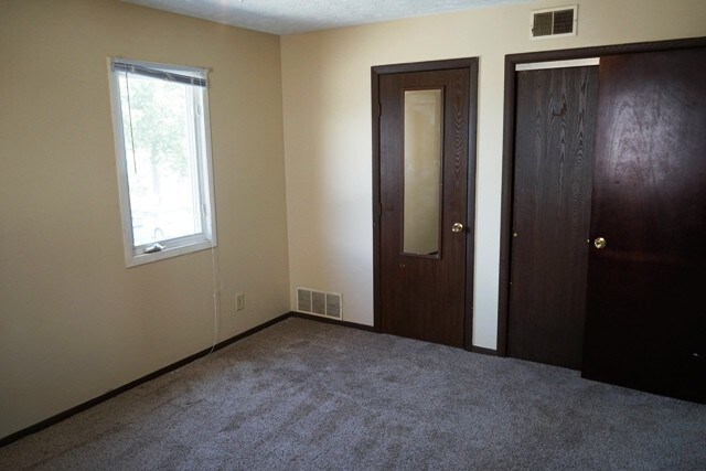 Photo - 2104 Rainbow Avenue
