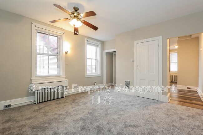 Photo - 212 E Broad St Unit 2