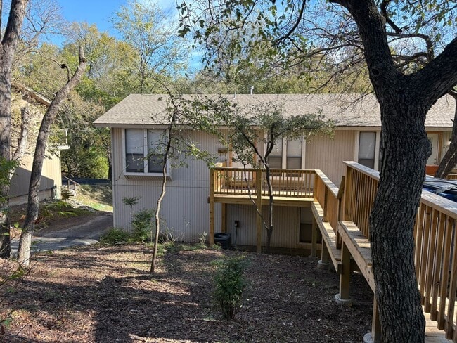 Photo - D.Schrager Properties5 (6009 Shadow Valley Cv) Unit A