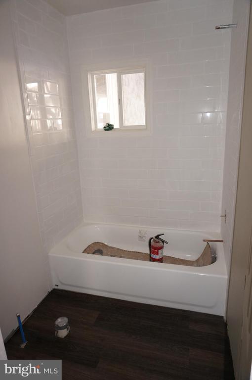 Photo - 527 Green St