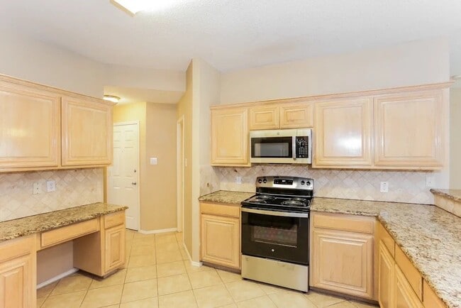 Photo - 2600 Treeview Dr