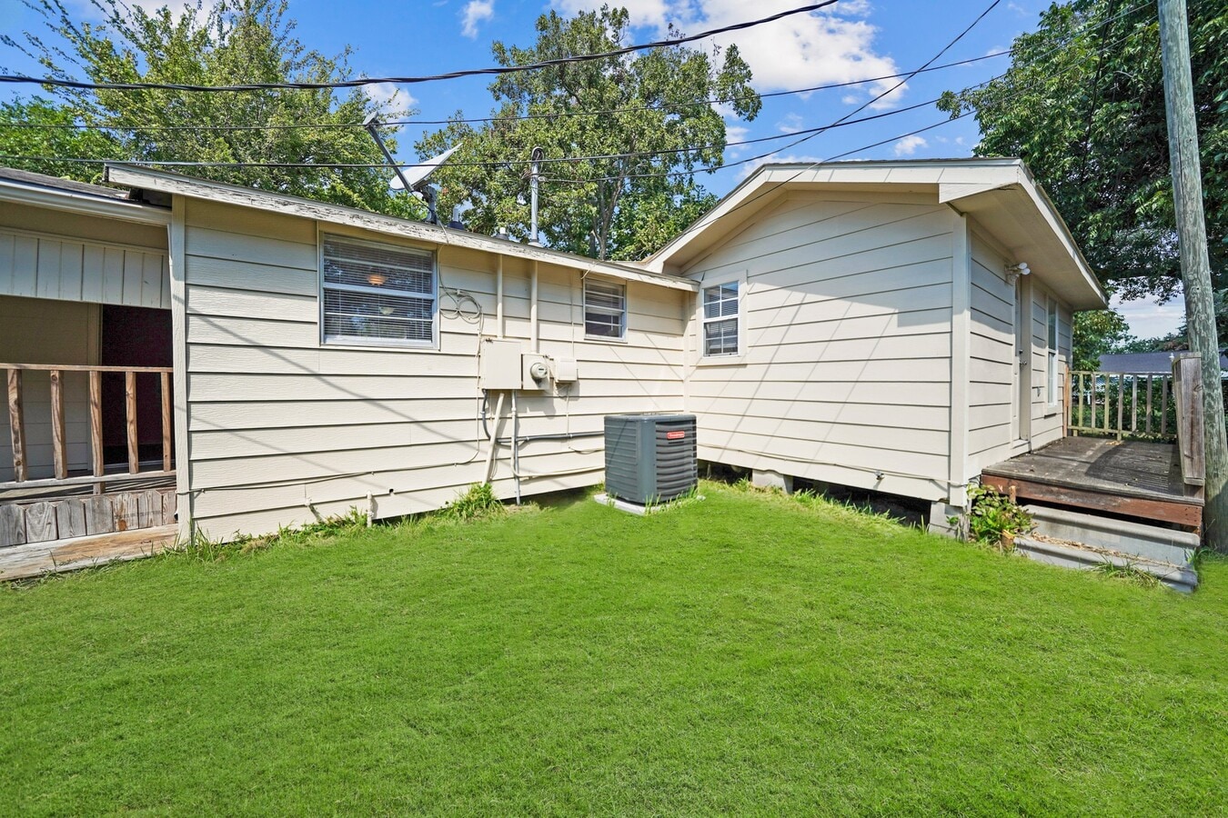 Photo - 1706 California St