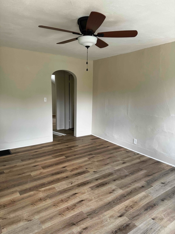 Photo - 452 N Market St