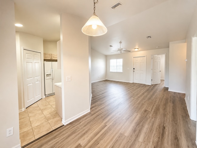 Photo - COZY 3 bed 2 bath lehigh