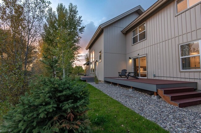 Photo - Furnished new townhouse on Ski Hill road