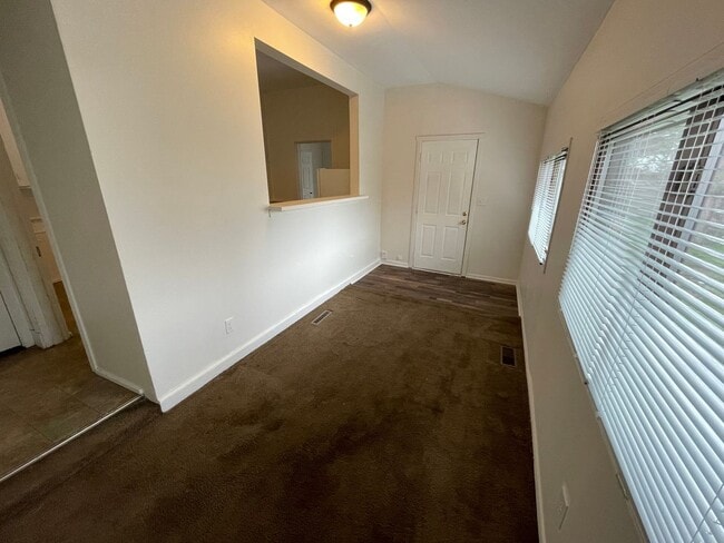 Market Square Apartments