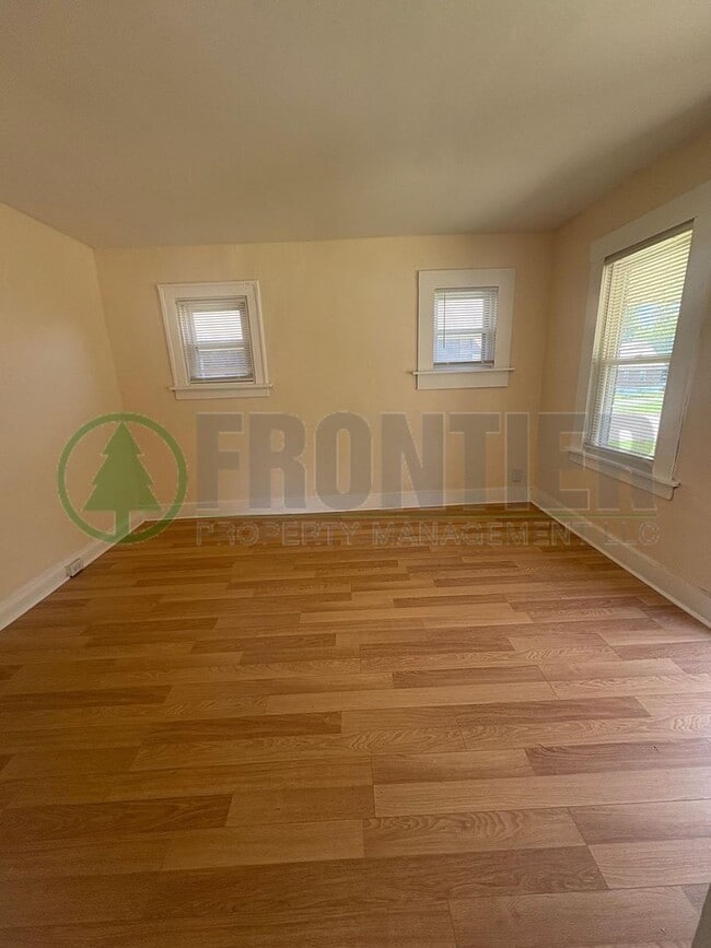 Photo - Charming 2Bed 1 Bath Home  Perfect for Families, Accepts Section 8/Housing Vouchers!