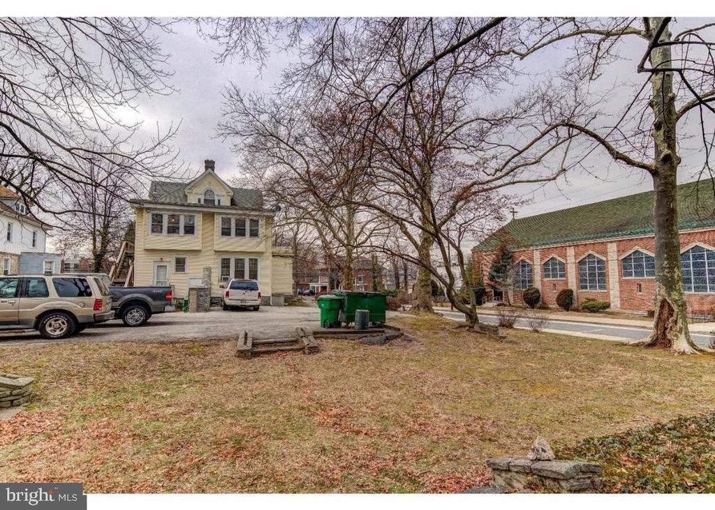 Photo - 303 Sharon Ave