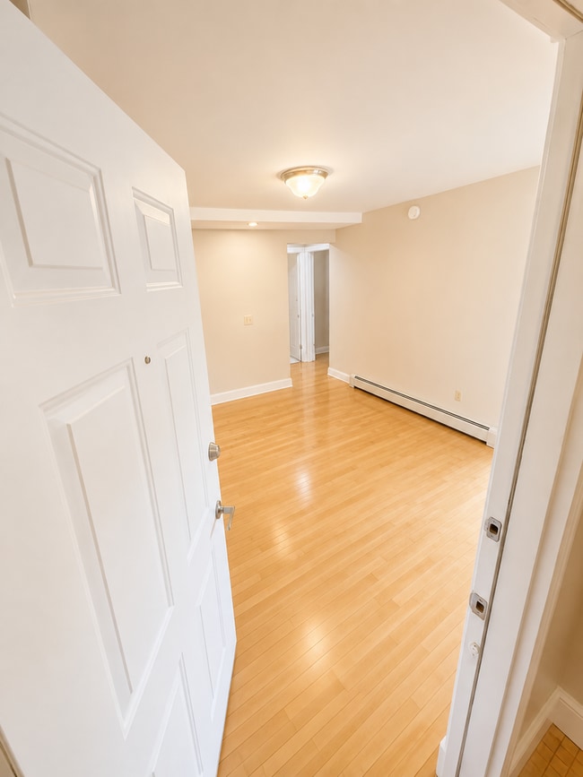 Photo - 139 Jefferson St Unidad 2nd Floor