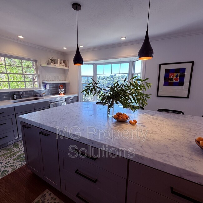 74 Bay Vista Dr