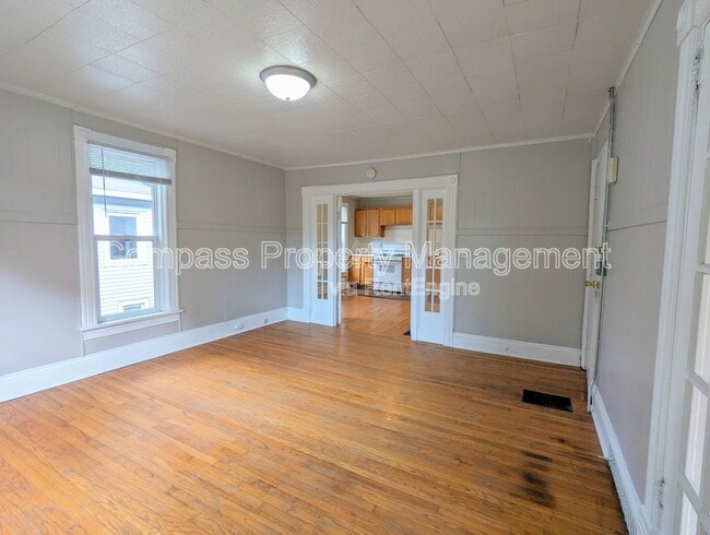716 Kellogg St SE Unit 2