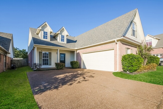 Photo - 1146 Warwick Pl