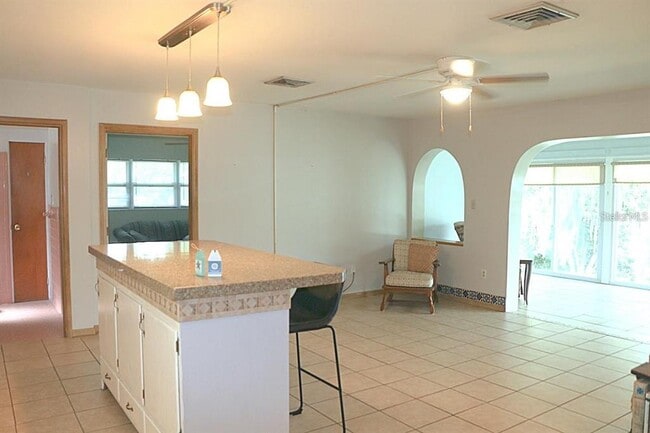 Photo - 1015 Cody Cove Rd