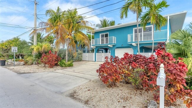 Photo - 441 La Fitte Rd