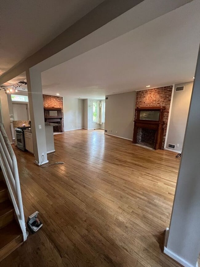 Photo - 1701 New Jersey Ave NW Unit Upstairs