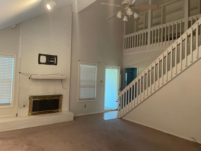 Photo - Gorgeous 3 Bedroom Greenacres Home