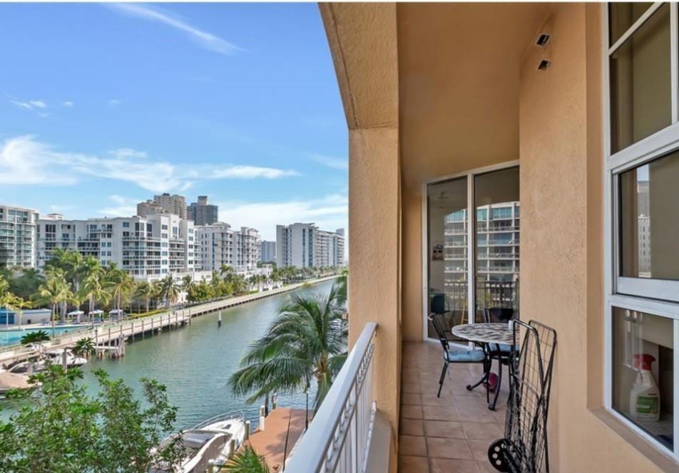 Photo - 3001 NE 185th St Unit 515