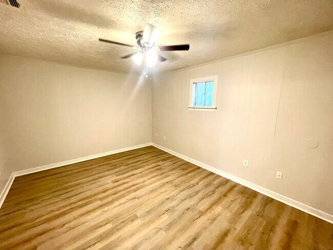 Photo - 219 Harrell St Unit 2