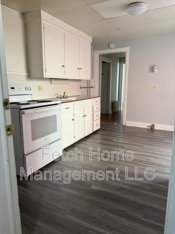 Building Photo - 521 Lehman St Rental