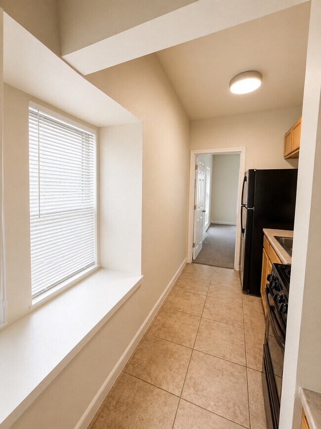 Photo - 420 W Chelten Ave