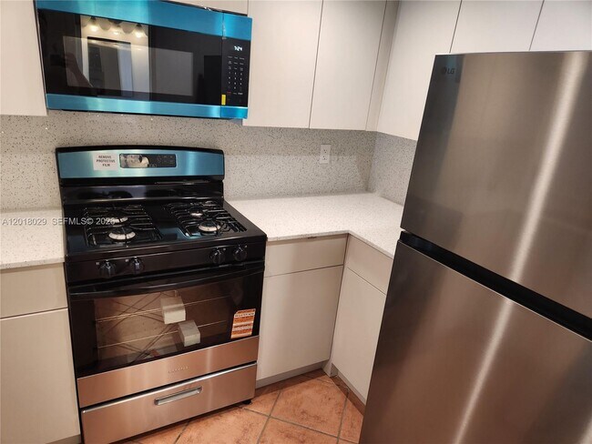 Photo - 6709 N Kendall Dr Unit 230