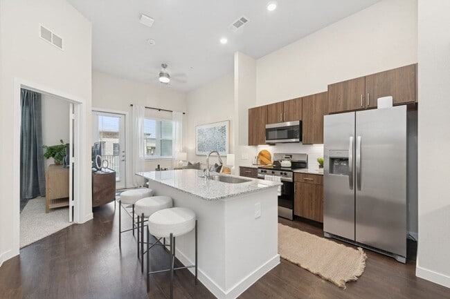 Photo - 2290 Forum Dr Unit 2309